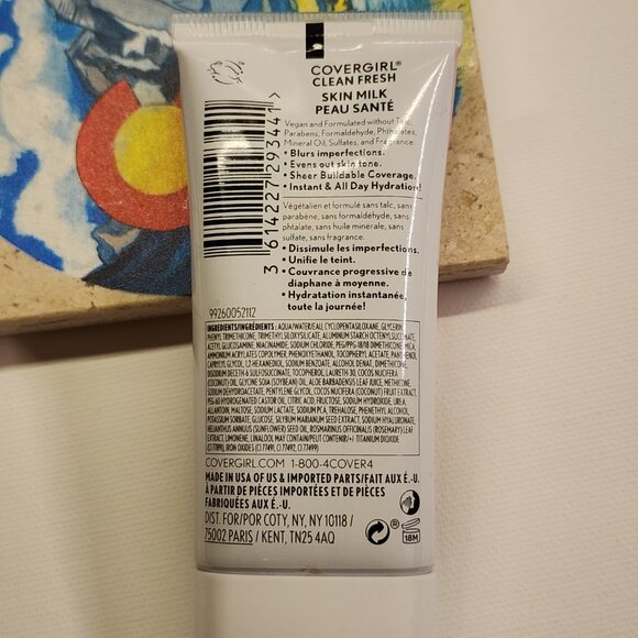 COVERGIRL Clean Fresh Skin Milk Foundation - 640 Dark - Picture 11 of 11